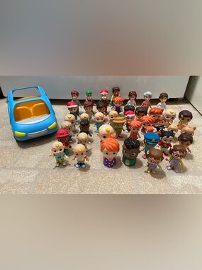 Cocomelon Toy Giant Lot Of ~45 Pieces Figures Blue Van Car Finger Puppet Moonbug